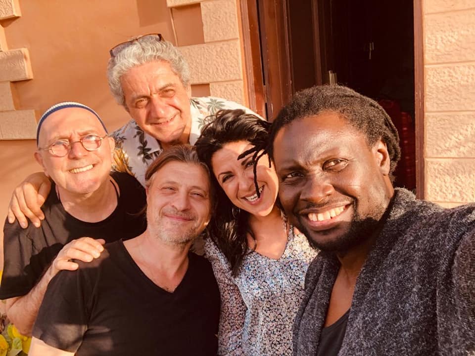 Syna Awel & Friends & Yoro NDiaye